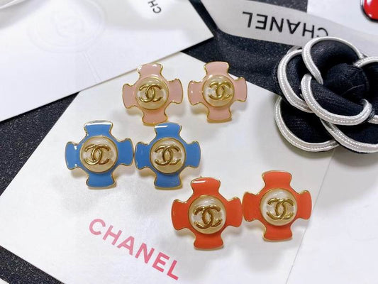 CHANEL Earring