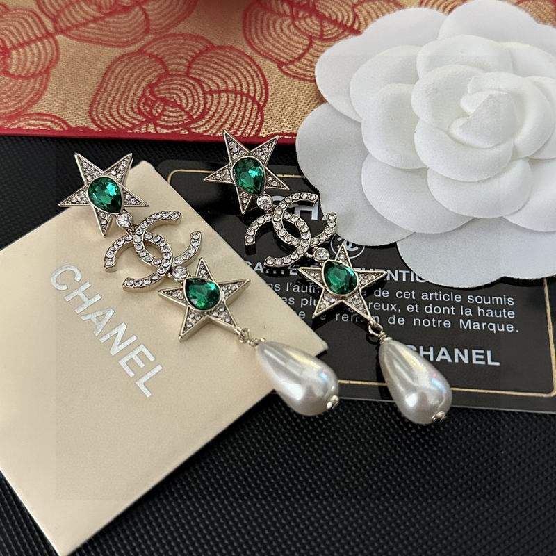 CHANEL Earring