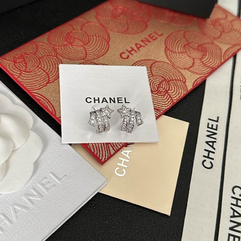 CHANEL Earring