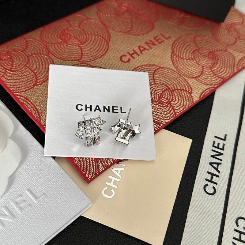 CHANEL Earring