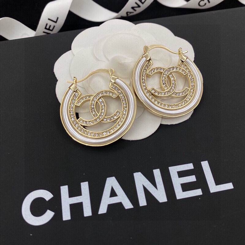 CHANEL Earring
