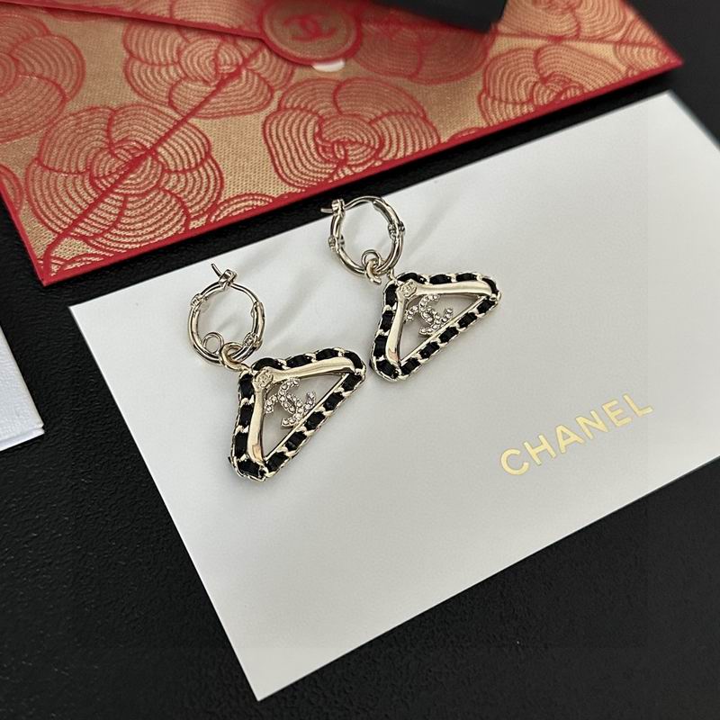 CHANEL Earring