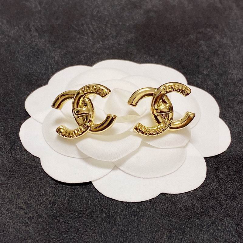 CHANEL Earring