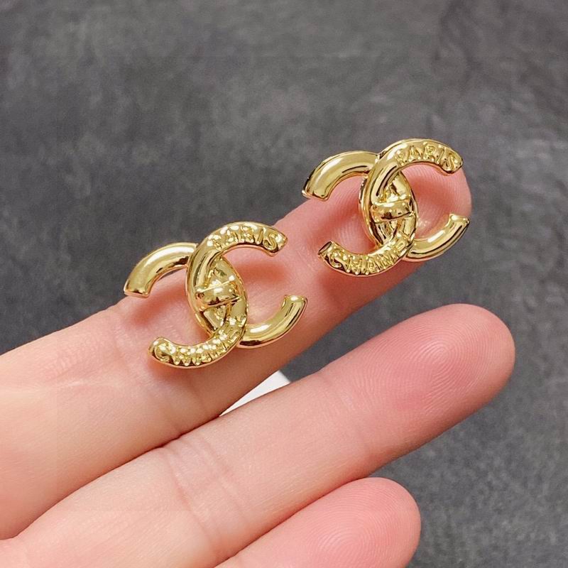 CHANEL Earring