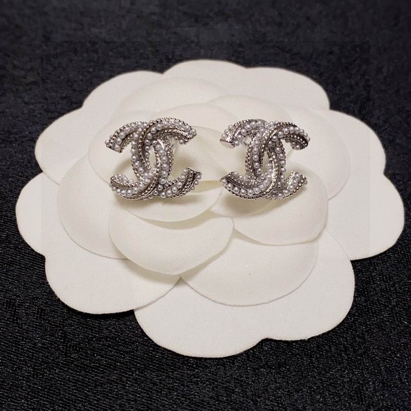 CHANEL Earring