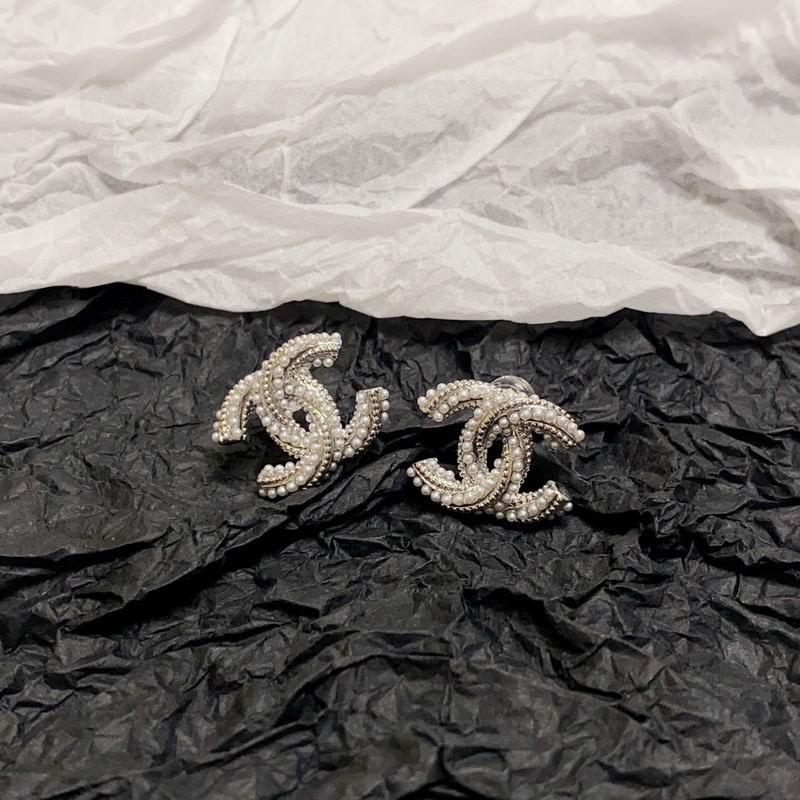 CHANEL Earring
