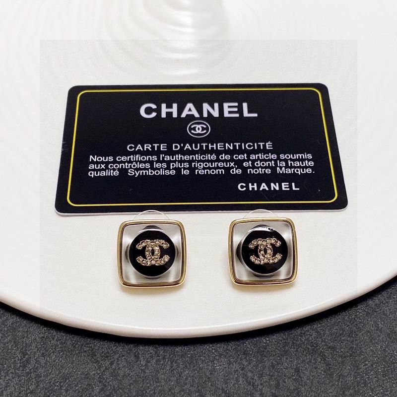 CHANEL Earring