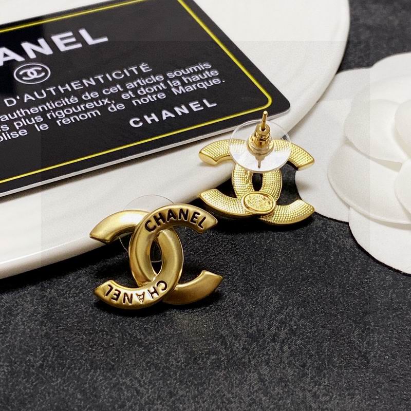 CHANEL Earring
