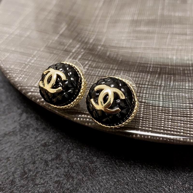 CHANEL Earring