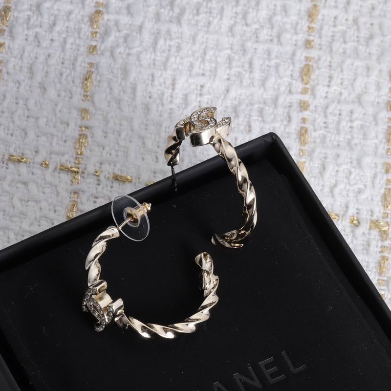 CHANEL Earring