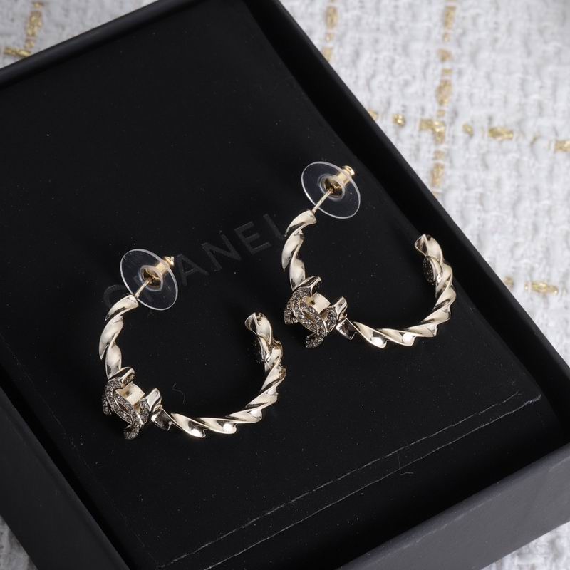 CHANEL Earring