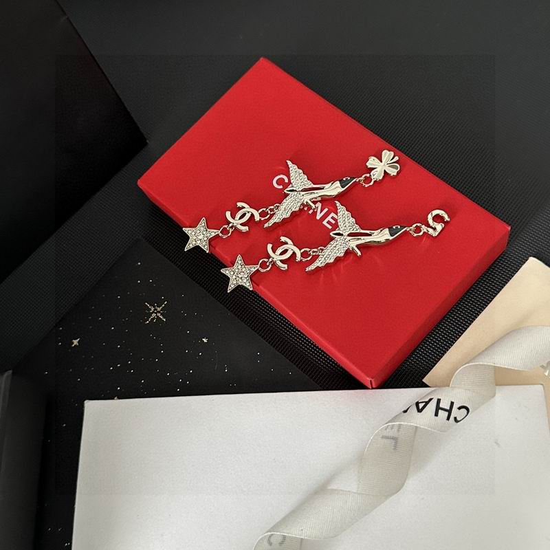 CHANEL Earring