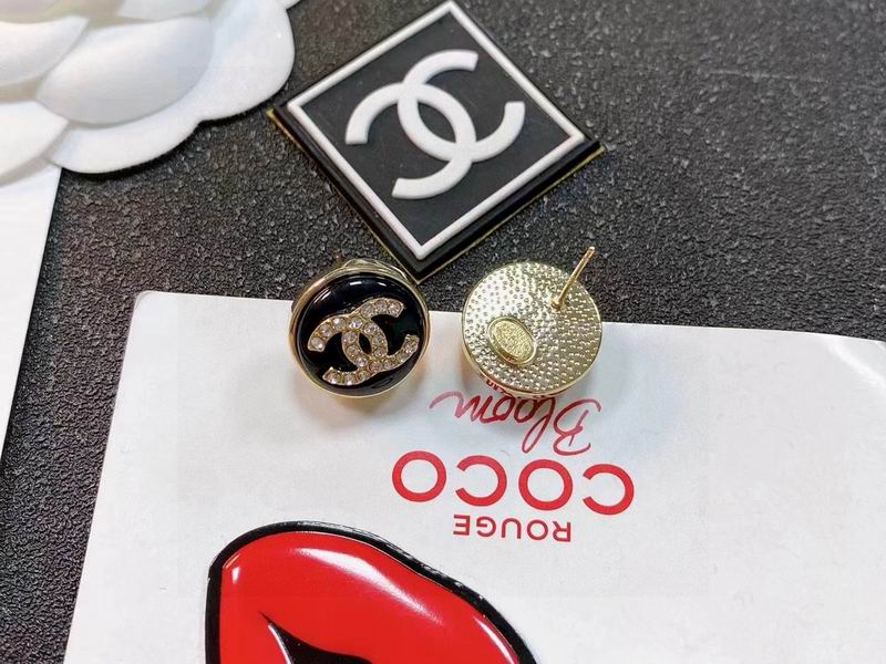 CHANEL Earring