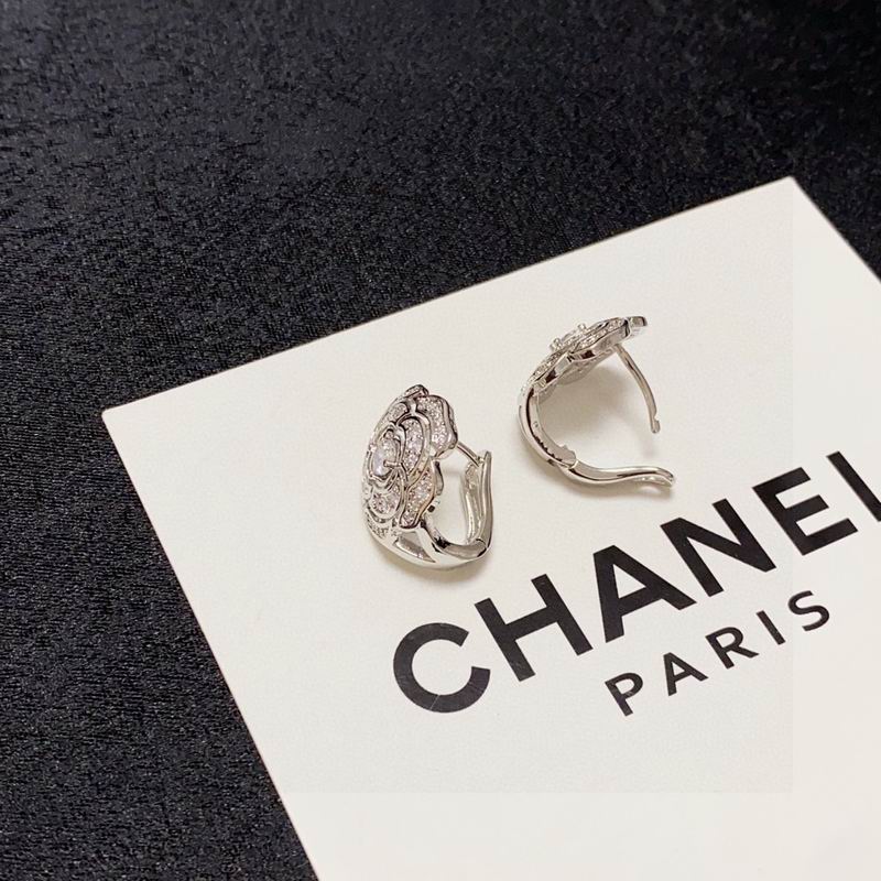 CHANEL Earring