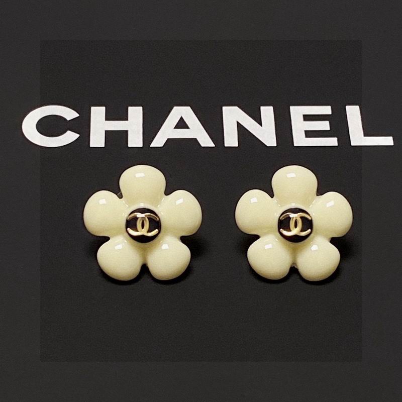 CHANEL Earring