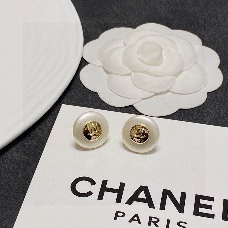 CHANEL Earring