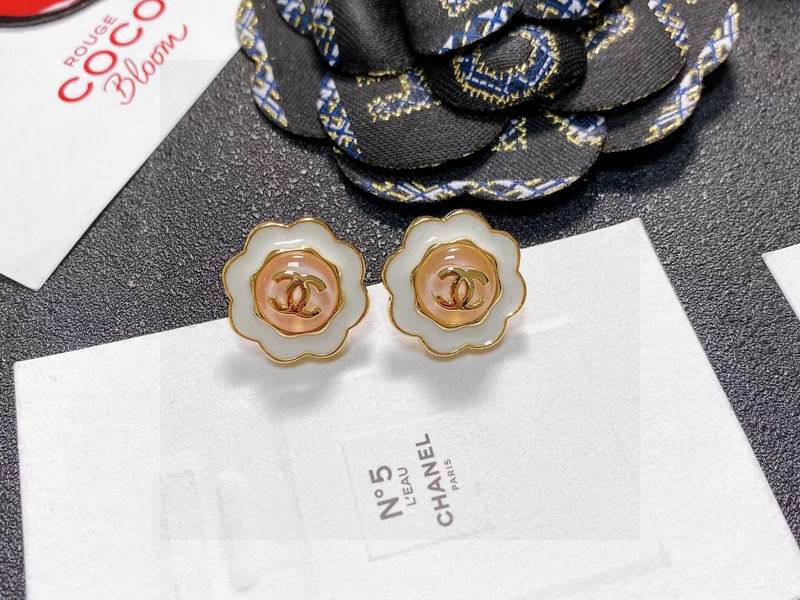 CHANEL Earring