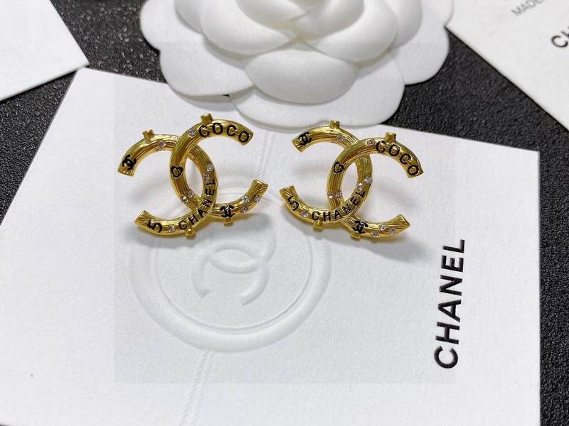 CHANEL Earring
