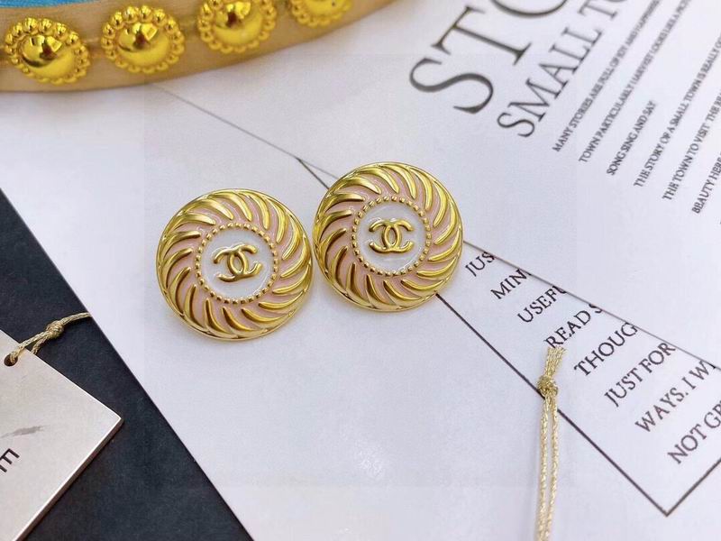 CHANEL Earring
