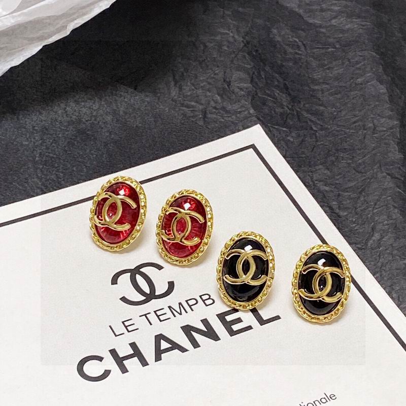 CHANEL Earring