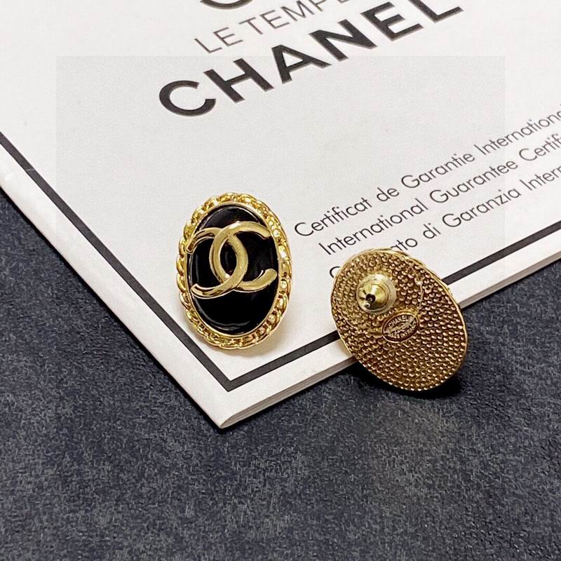 CHANEL Earring