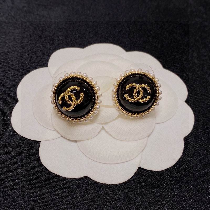 CHANEL Earring