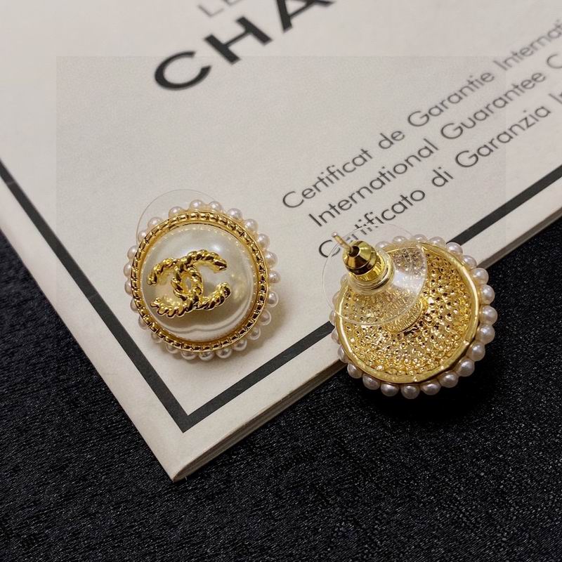 CHANEL Earring