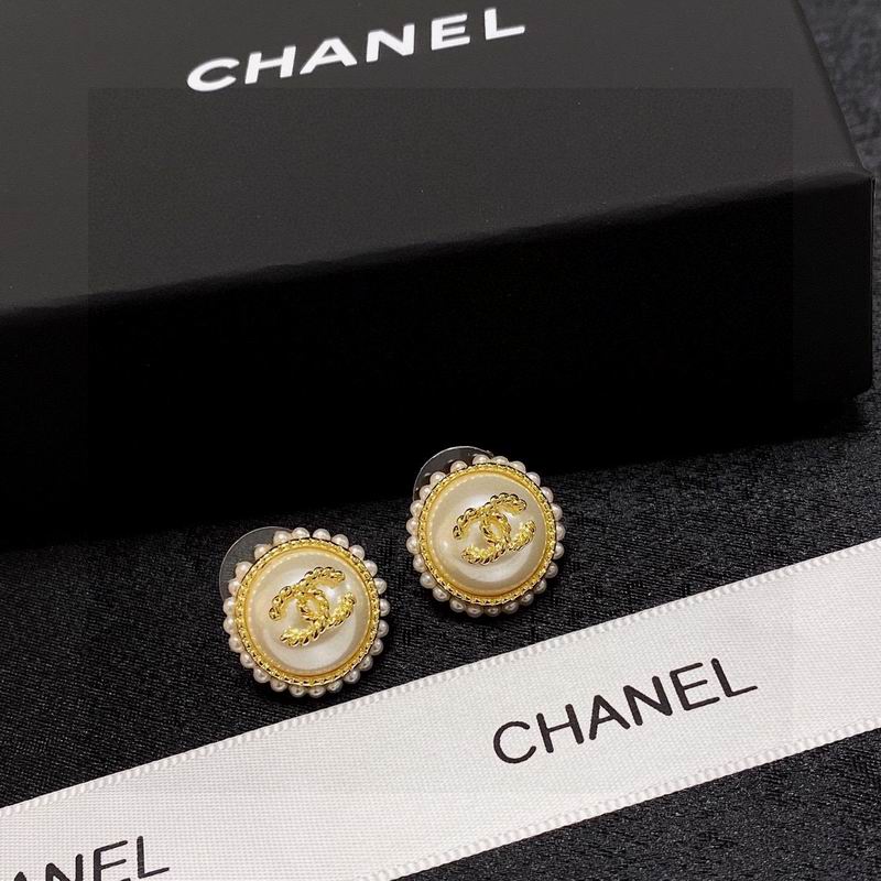 CHANEL Earring