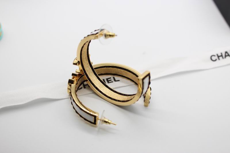 CHANEL Earring