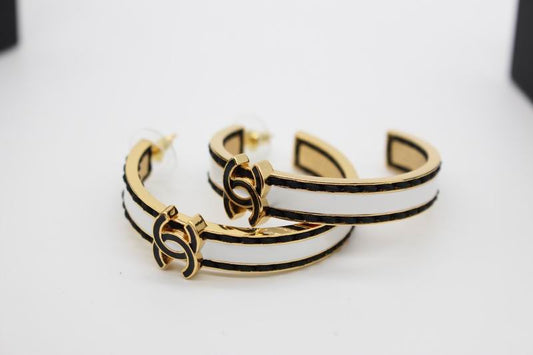 CHANEL Earring