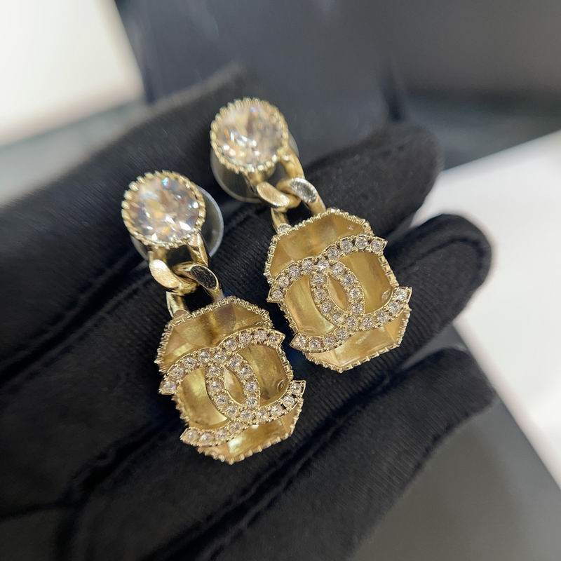 CHANEL Earring