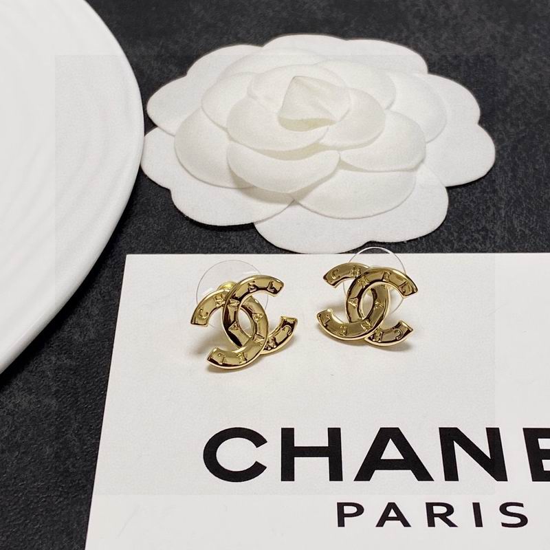 CHANEL Earring