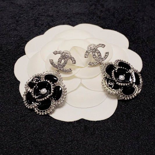 CHANEL Earring