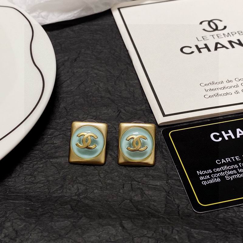 CHANEL Earring