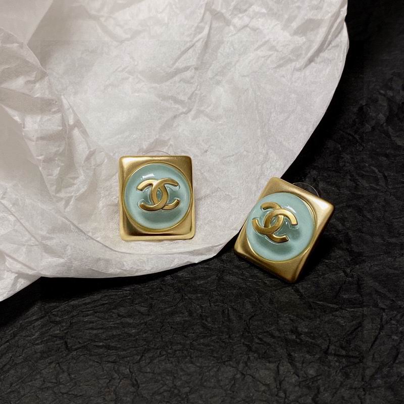 CHANEL Earring