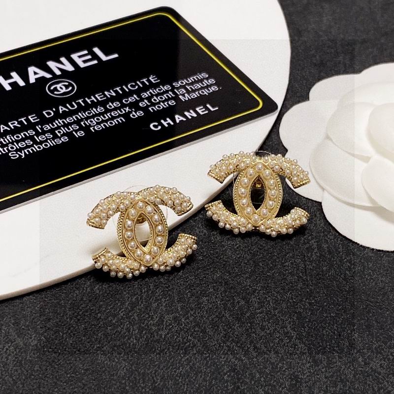 CHANEL Earring