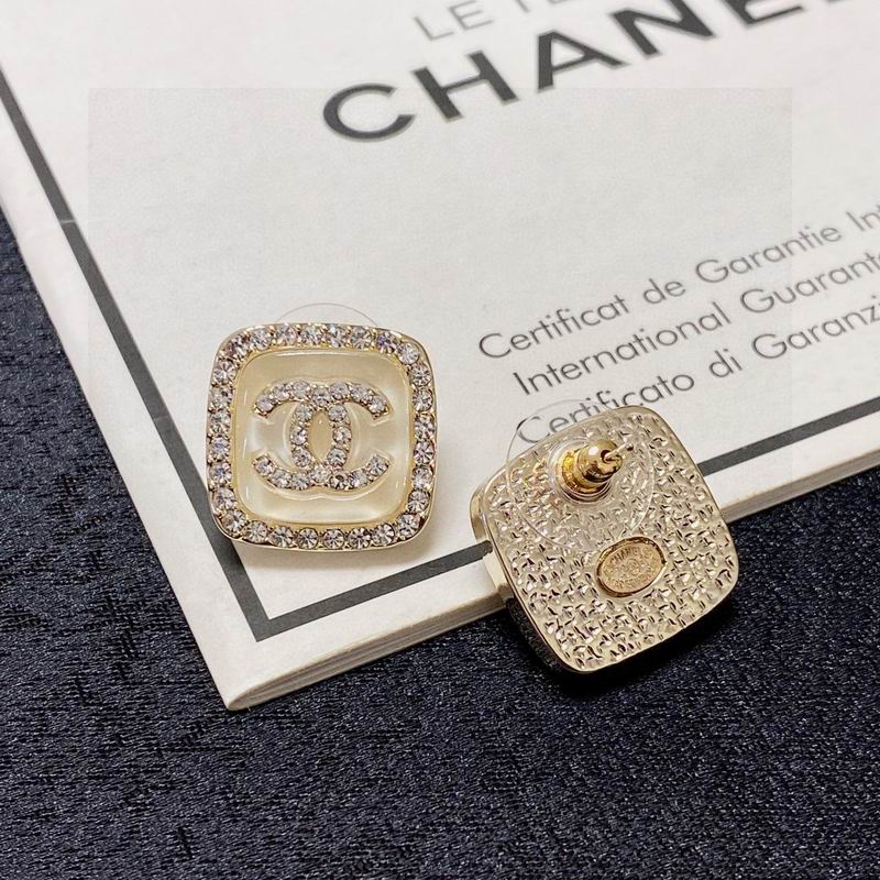 CHANEL Earring