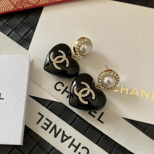 CHANEL Earring