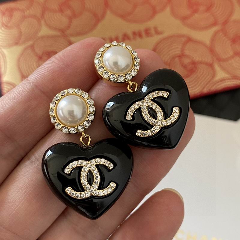 CHANEL Earring