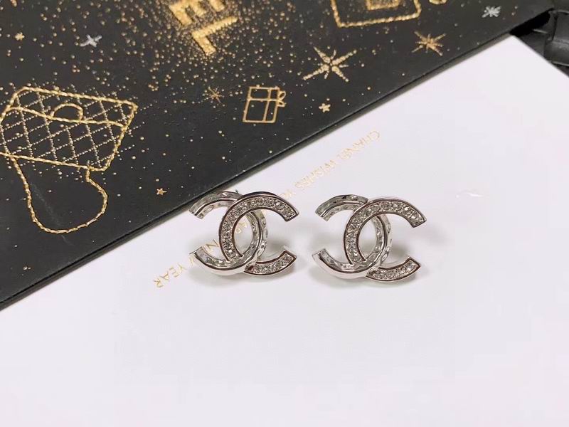 CHANEL Earring