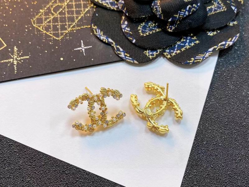 CHANEL Earring