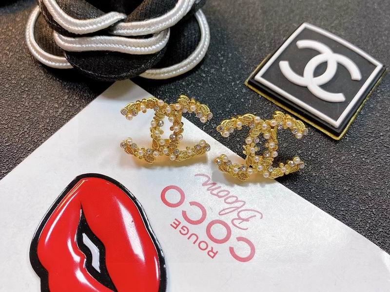 CHANEL Earring