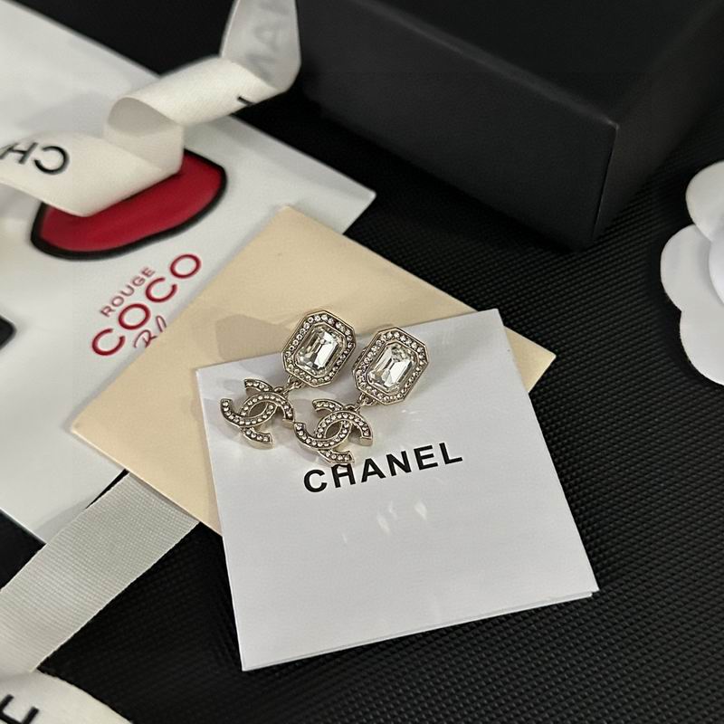 CHANEL Earring