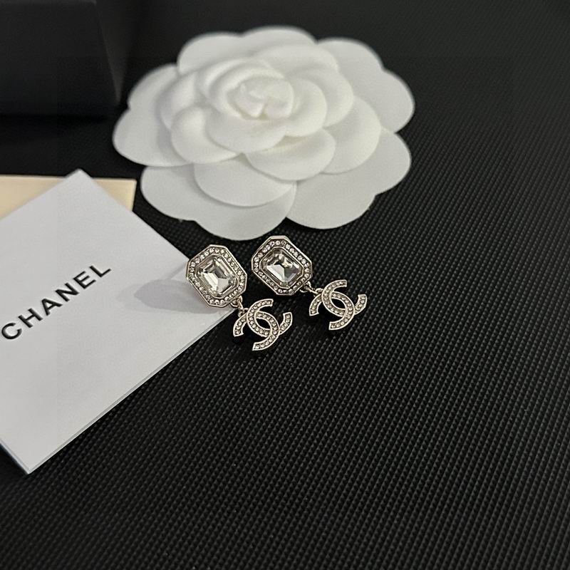 CHANEL Earring