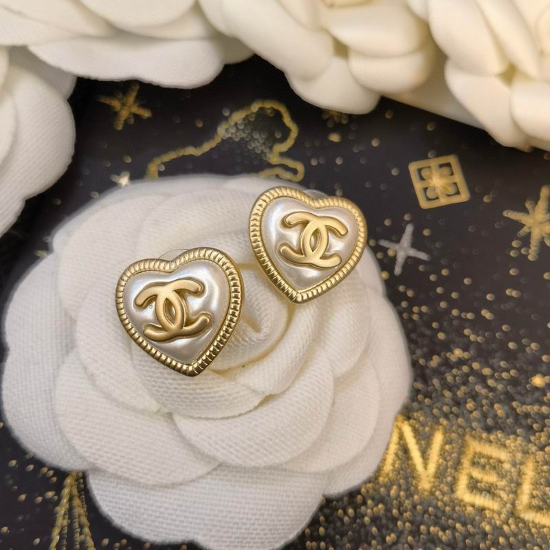 CHANEL Earring