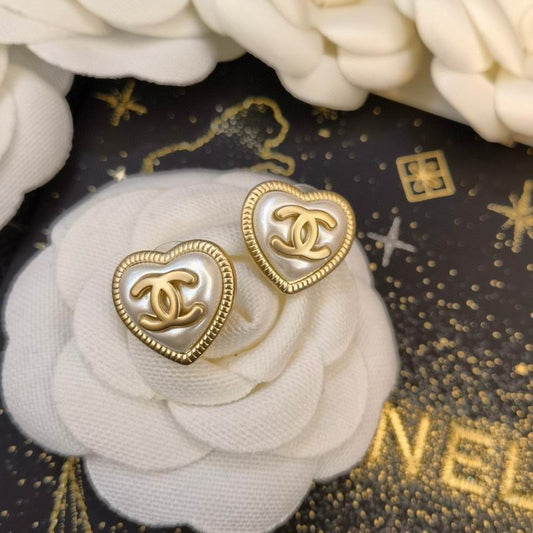 CHANEL Earring