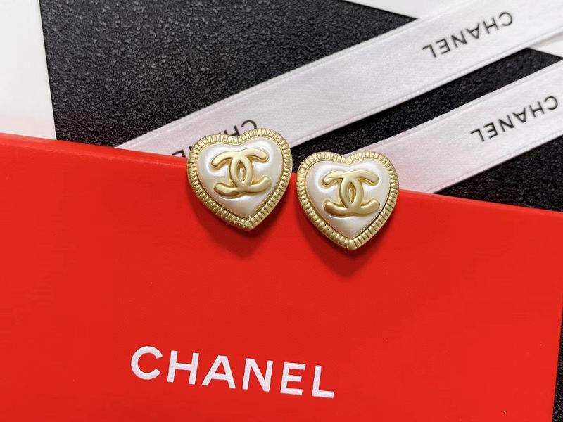 CHANEL Earring