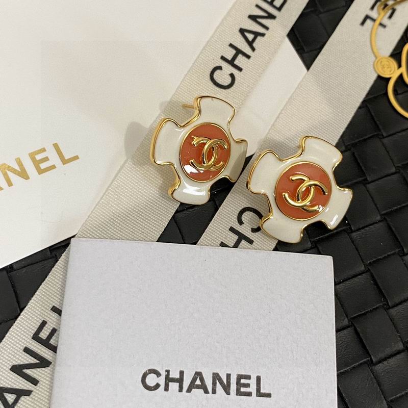 CHANEL Earring