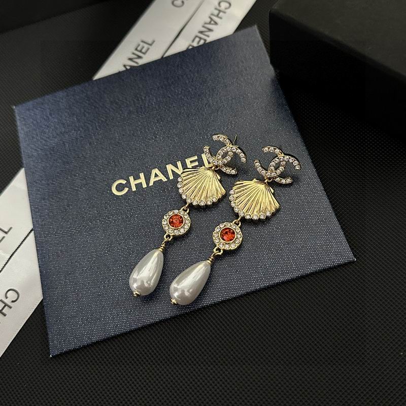 CHANEL Earring