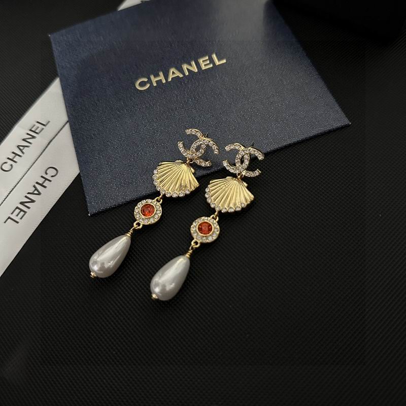 CHANEL Earring